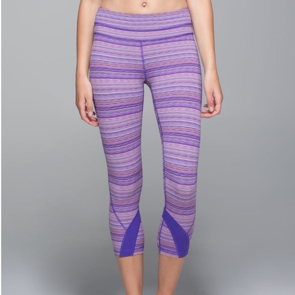 Lululemon- Run: Inspire Crop 11 *All Luxtreme Space Dye Twist... Size 8 EUC! - Picture 2 of 9